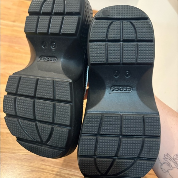 Wednesday Crocs - Picture 4 of 4